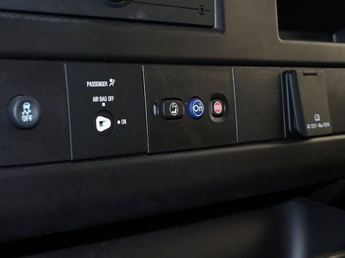 New 2024 GMC Savana 3500 w/ Power Convenience Package image 23