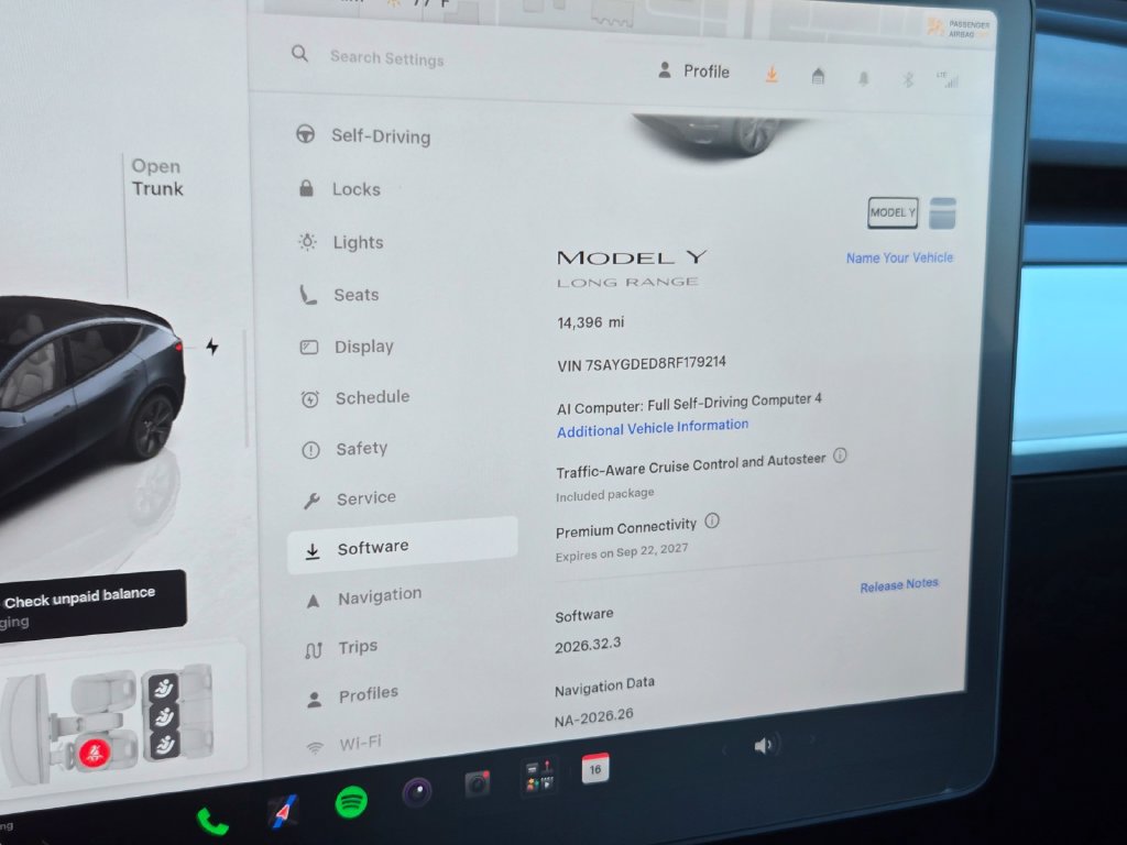 Used 2024 Tesla Model Y Long Range RWD image 22