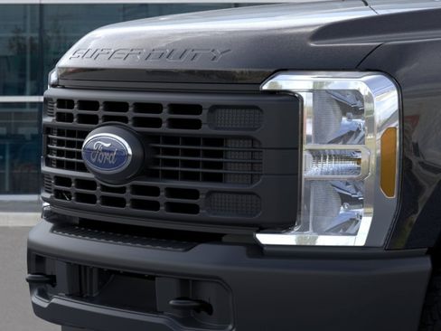 New 2026 Ford F250 XL w/ XL Off-Road Package AWD/4WD image 19