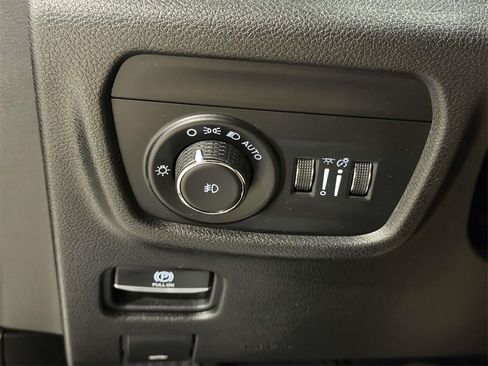 Certified 2022 Jeep Grand Cherokee L Limited image 28