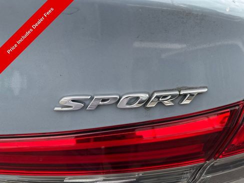 Used 2023 Honda Civic Sport image 7