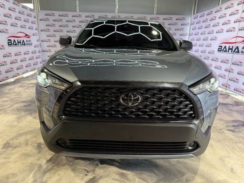 Used 2022 Toyota Corolla Cross L image 2