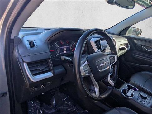 Used 2023 GMC Terrain SLT image 10