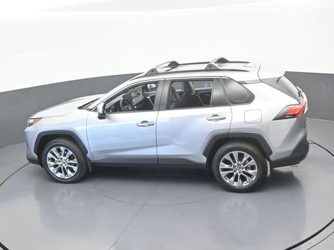 Used 2025 Toyota RAV4 Limited AWD/4WD image 57