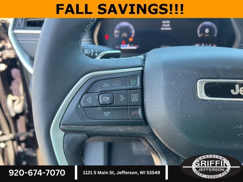 Used 2023 Jeep Grand Cherokee L Limited w/ Trailer Tow Group (B) image 20