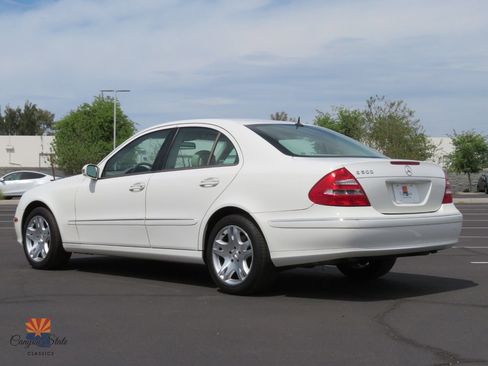 Used 2003 Mercedes-Benz E 500 Sedan w/ X2 Opt Pkg image 8