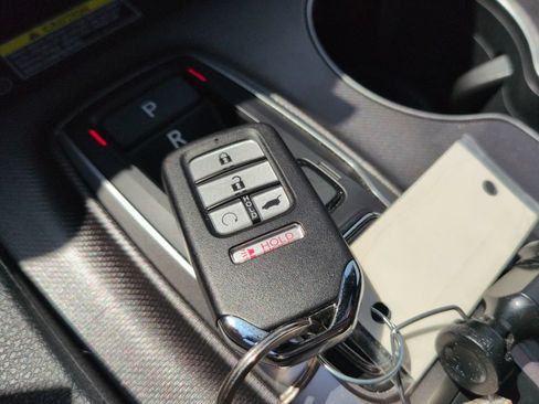 Used 2025 Honda Passport EX-L image 32