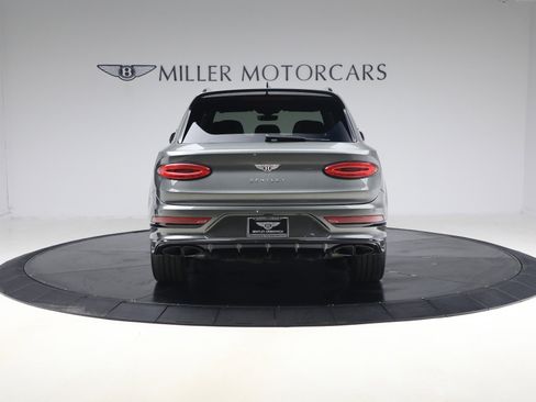 Used 2022 Bentley Bentayga image 6