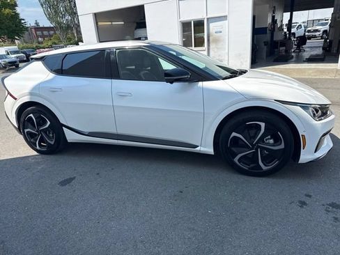 Certified 2024 Kia EV6 GT-Line AWD/4WD image 4