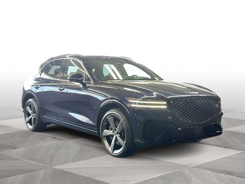 Used 2023 Genesis GV70 3.5T Sport w/ Sport Prestige Package AWD/4WD image 2