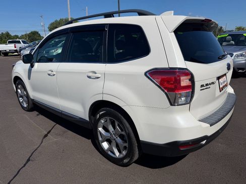 Used 2018 Subaru Forester 2.5i Touring w/ Popular Package #2 AWD/4WD image 3