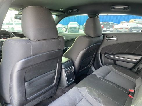 Used 2018 Dodge Charger GT image 14
