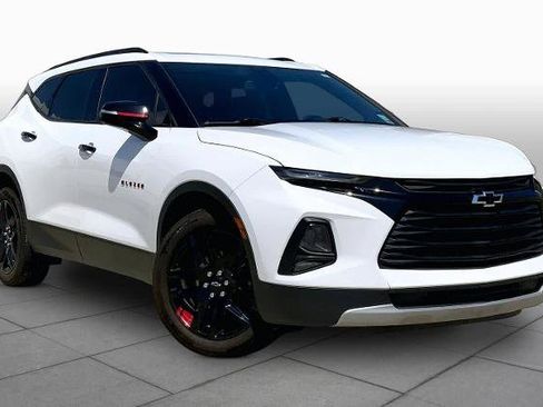 Used 2021 Chevrolet Blazer LT w/ Redline Edition FWD image 3