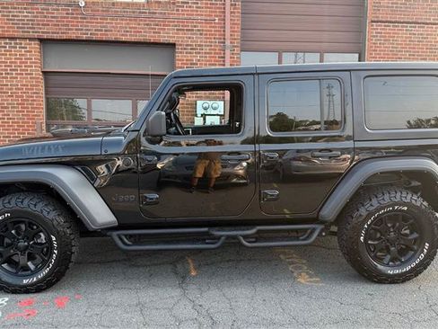 Used 2021 Jeep Wrangler Unlimited Sport AWD/4WD image 6