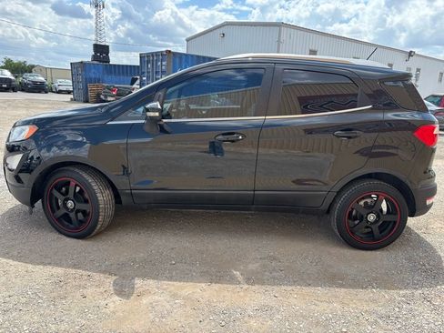 Used 2018 Ford EcoSport Titanium image 4