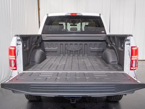 Used 2020 Ford F150 XLT w/ Equipment Group 302A Luxury AWD/4WD image 4