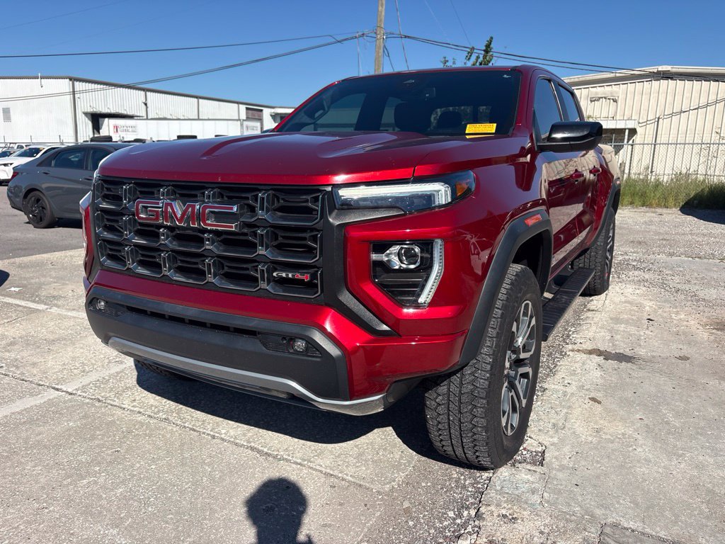 Used 2023 GMC Canyon AT4 w/ AT4 Premium Package AWD/4WD image 7