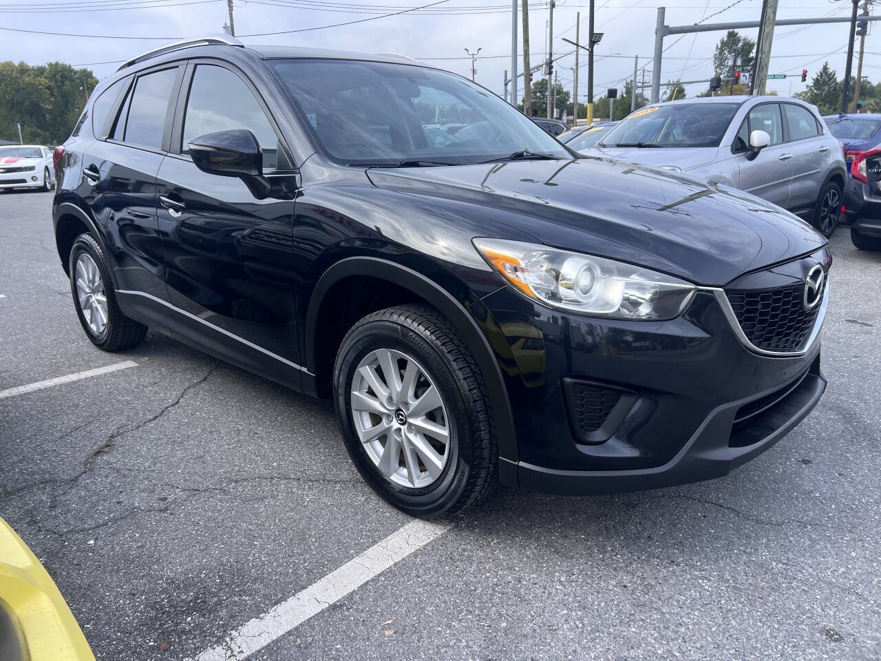 Used 2015 MAZDA CX-5 Sport w/ Bluetooth Audio Package FWD image 4
