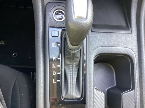 Used 2024 Nissan Sentra S image 22