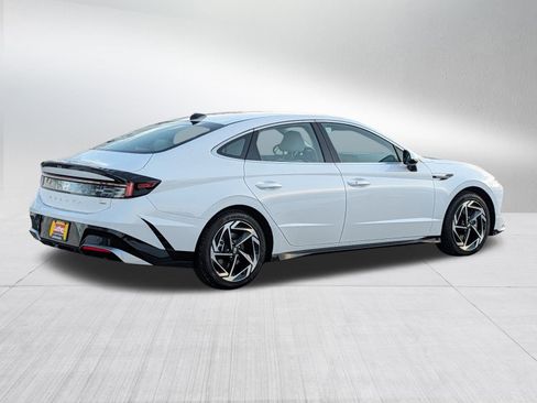 New 2026 Hyundai Sonata SEL image 4
