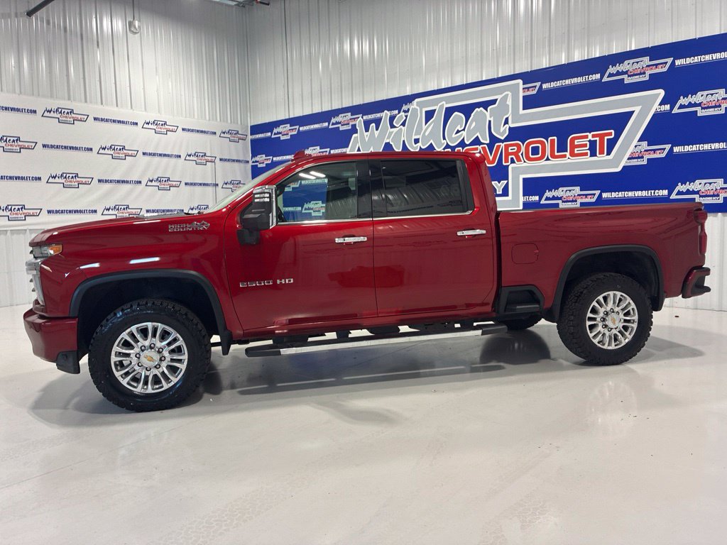 Used 2022 Chevrolet Silverado 2500 High Country w/ Safety Package II AWD/4WD image 3