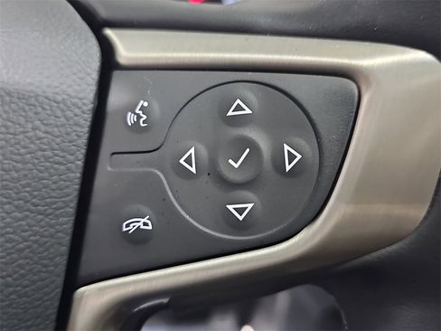 Used 2023 GMC Acadia Denali w/ Black Diamond Edition image 20