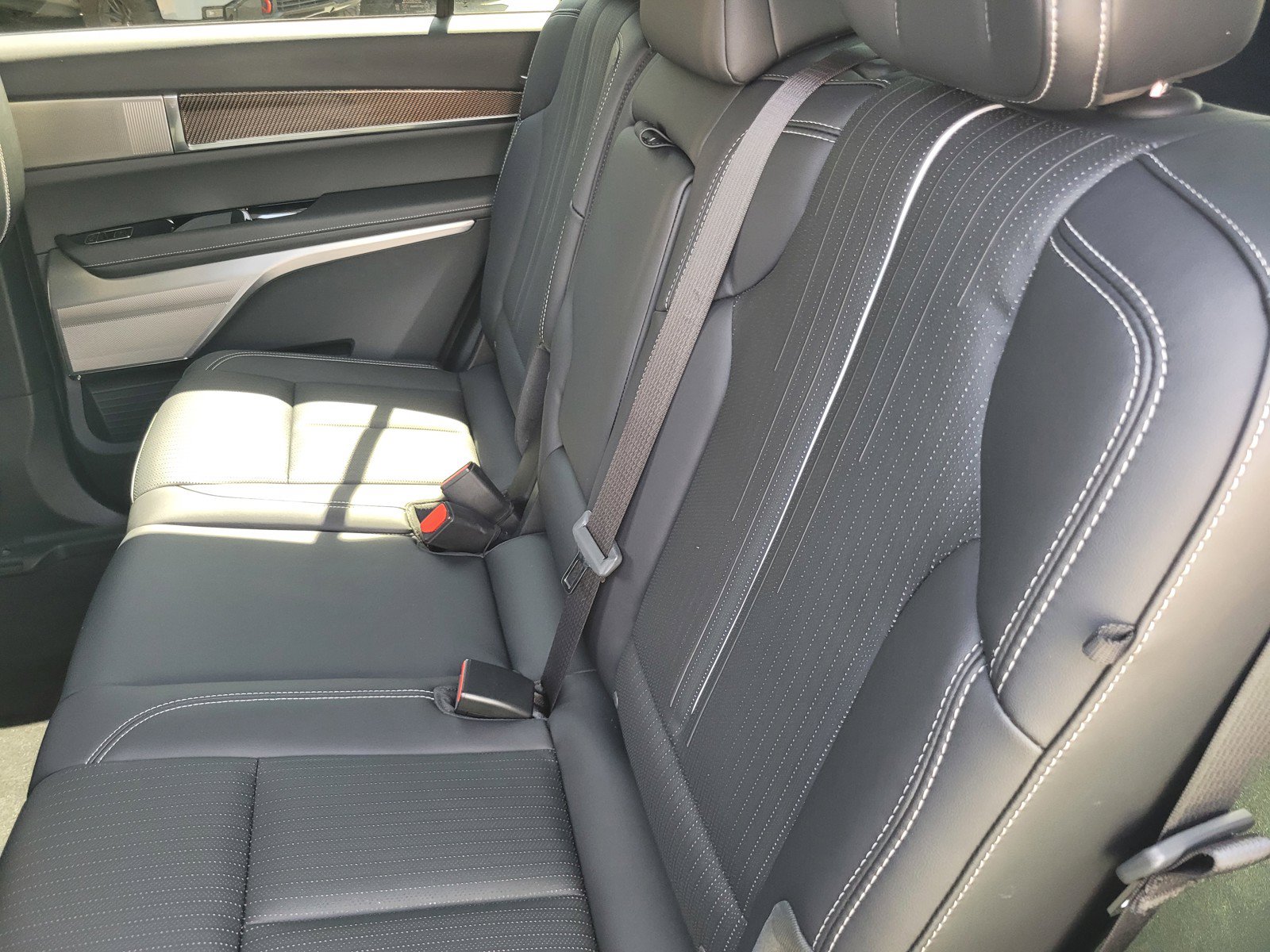 Used 2026 Cadillac Vistiq Sport AWD/4WD image 11
