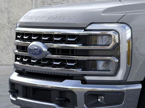 New 2025 Ford F250 Lariat w/ Chrome Package image 17