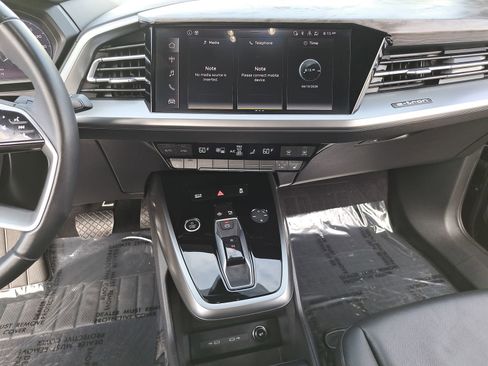 Certified 2024 Audi Q4 e-tron Premium RWD image 21