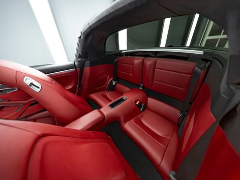Used 2019 Porsche 911 Targa 4 AWD/4WD image 18