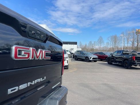 Used 2024 GMC Sierra 1500 Denali w/ Denali Reserve Package image 32