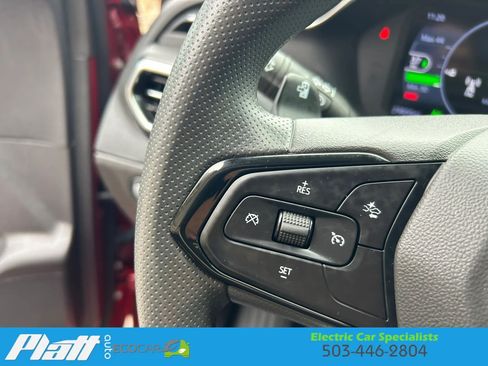 Used 2023 Chevrolet Bolt EUV LT w/ Driver Confidence Package FWD image 27