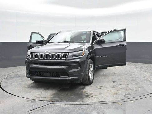 Used 2024 Jeep Compass Sport AWD/4WD image 43