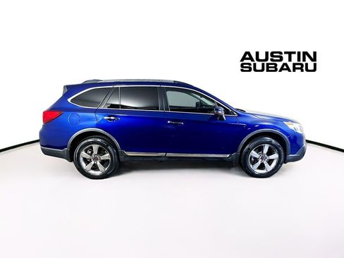Used 2017 Subaru Outback 3.6R Touring w/ Popular Package #5A AWD/4WD image 8