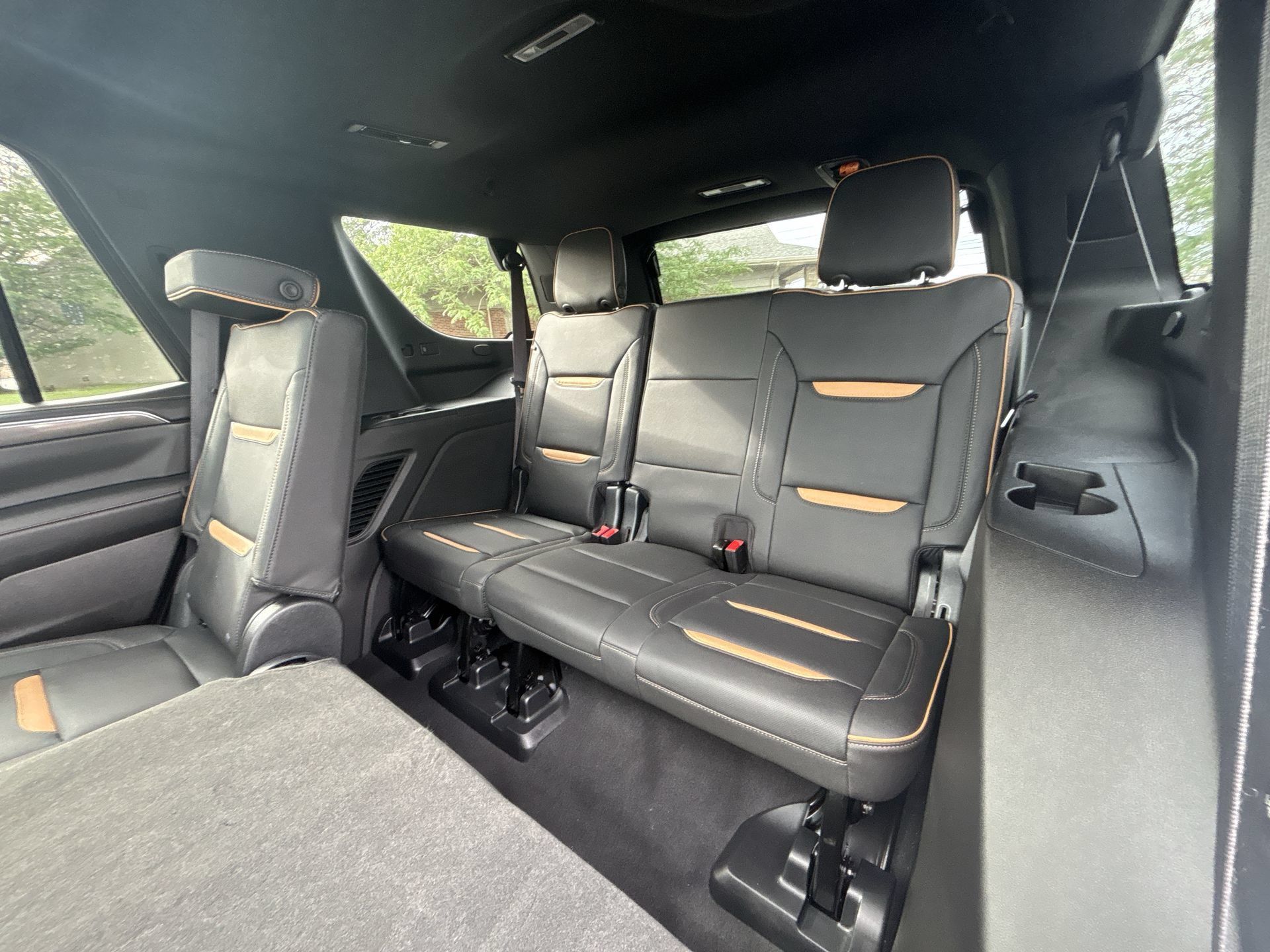 Used 2023 GMC Yukon AT4 AWD/4WD image 36