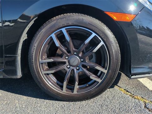 Used 2017 Honda Civic EX image 11