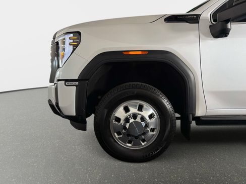 Used 2025 GMC Sierra 3500 Denali Ultimate AWD/4WD image 22