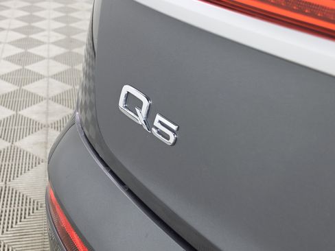 Certified 2023 Audi Q5 2.0T Premium w/ Convenience Package AWD/4WD image 12