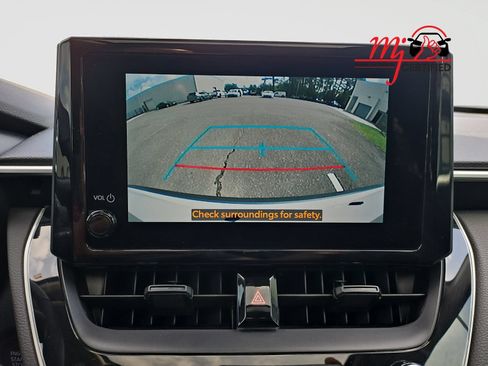 Used 2024 Toyota Corolla Cross LE w/ Moonroof Package FWD image 29