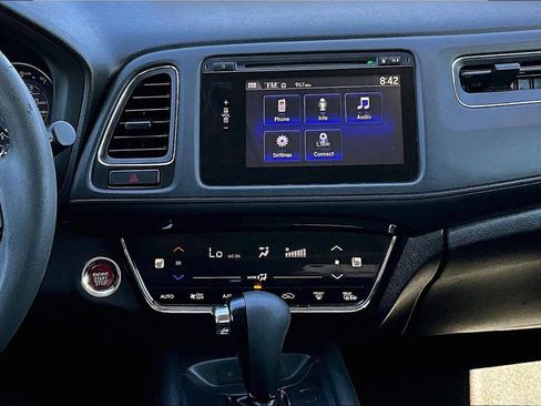 Used 2016 Honda HR-V EX image 4