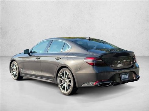 Used 2025 Genesis G70 2.5T RWD image 7