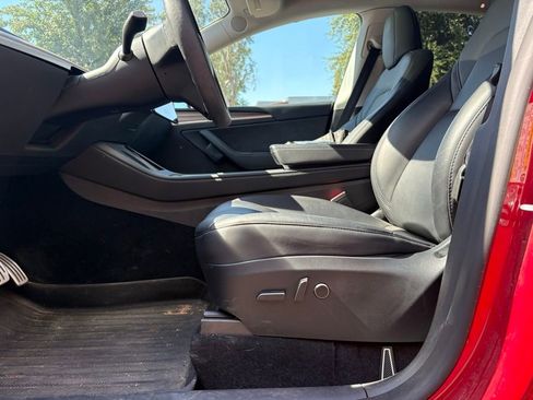 Used 2023 Tesla Model Y Performance AWD/4WD image 7
