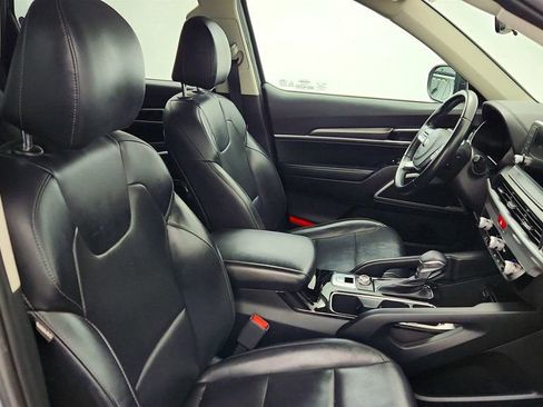 Used 2020 Kia Telluride LX image 24