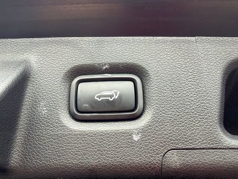 Used 2020 Hyundai Santa Fe SEL w/ Convenience Package FWD image 27