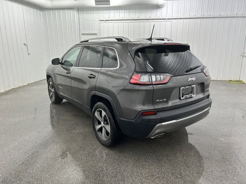 Used 2019 Jeep Cherokee Limited AWD/4WD image 23
