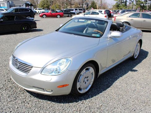 Used 2002 Lexus SC 430 Convertible RWD image 2