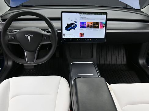 Used 2021 Tesla Model 3 Long Range image 12