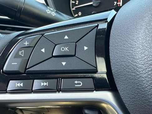 Certified 2025 Nissan Altima 2.5 SL FWD image 12