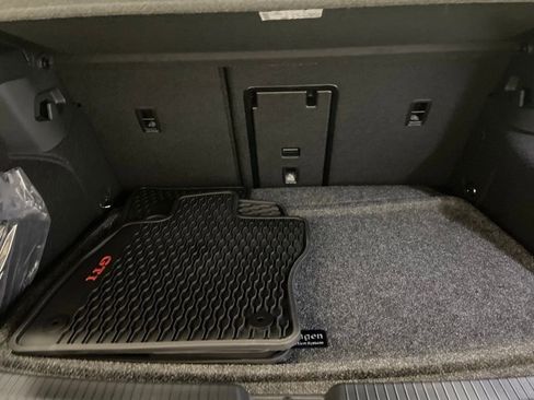 New 2026 Volkswagen GTI SE image 6