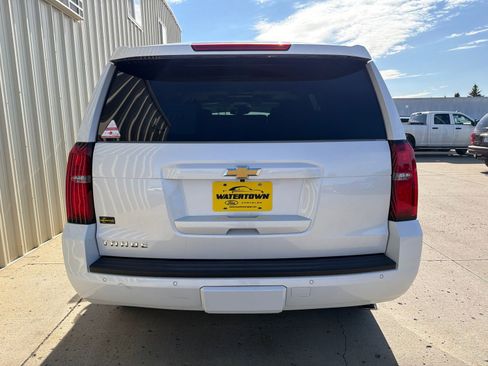Used 2018 Chevrolet Tahoe LT w/ LT Signature Package AWD/4WD image 6